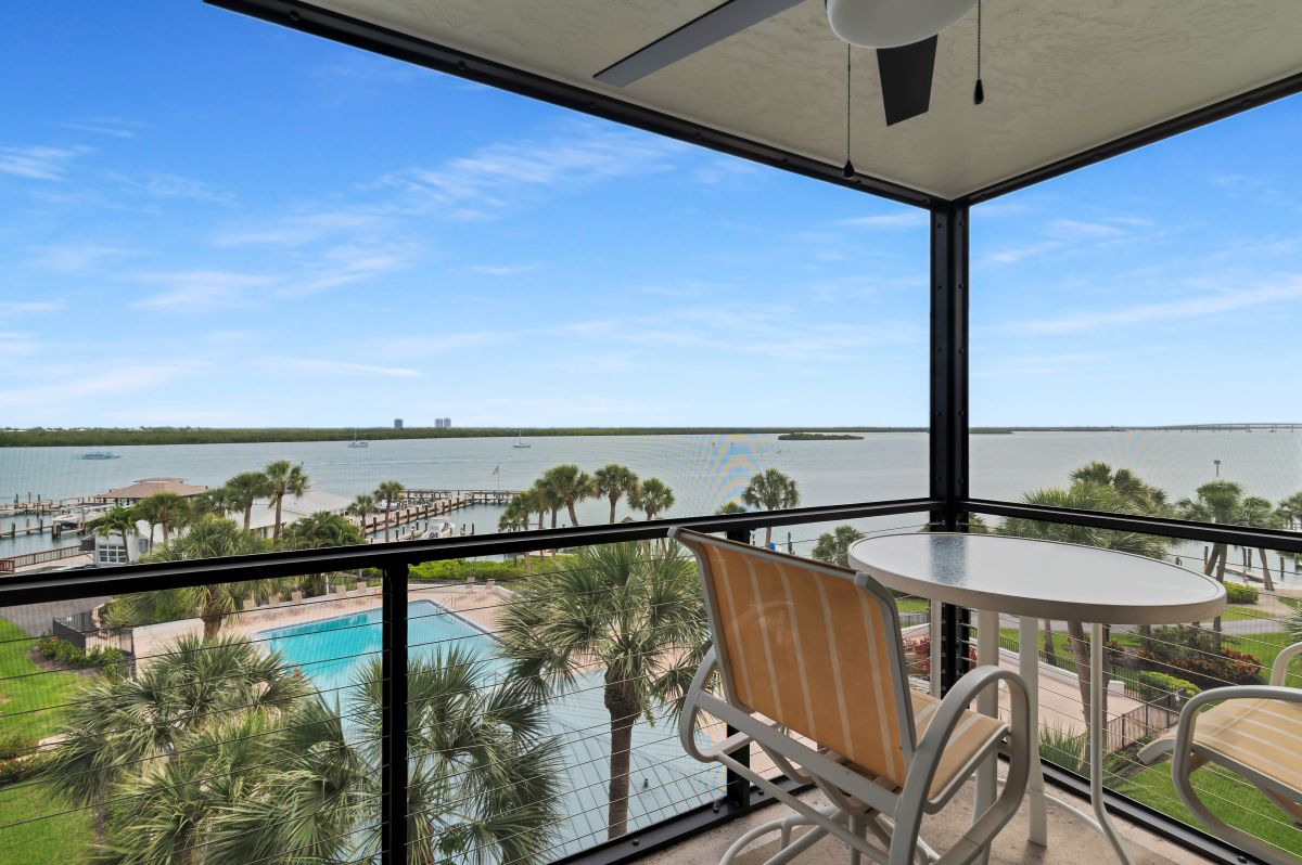 Harborview Rentals-Riverside E509-0